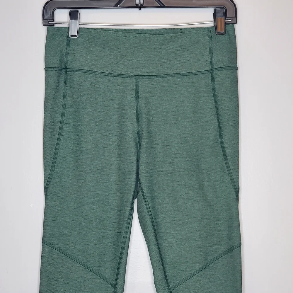 Outdoor voices cropped leggings heathered‎ evergreen size medium